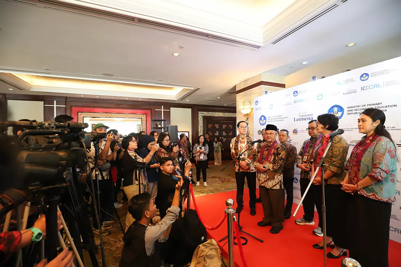 Konferensi Internasional...