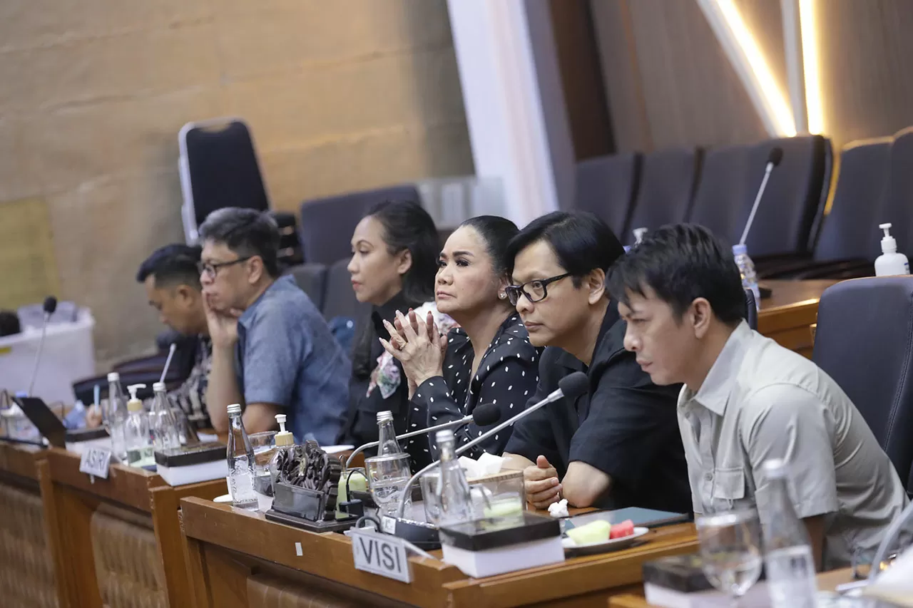 Piyu, Armand Maulana,...