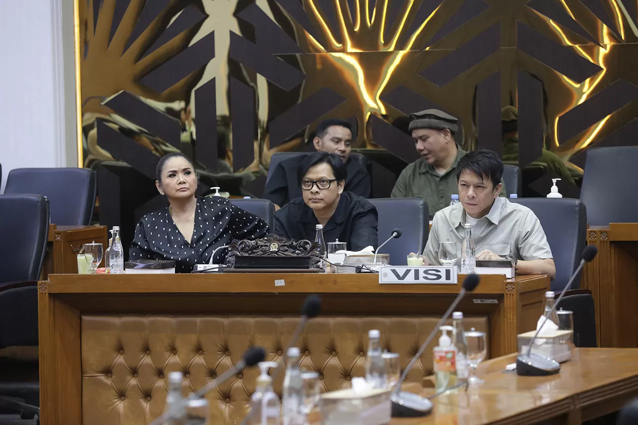 Piyu, Armand Maulana,...