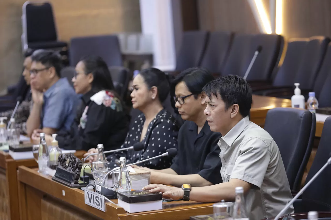 Piyu, Armand Maulana,...