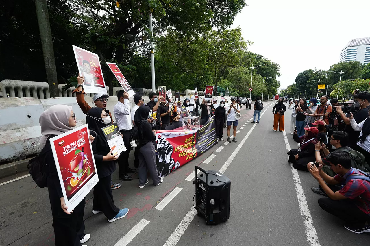 Peringati Hari Kesehatan...
