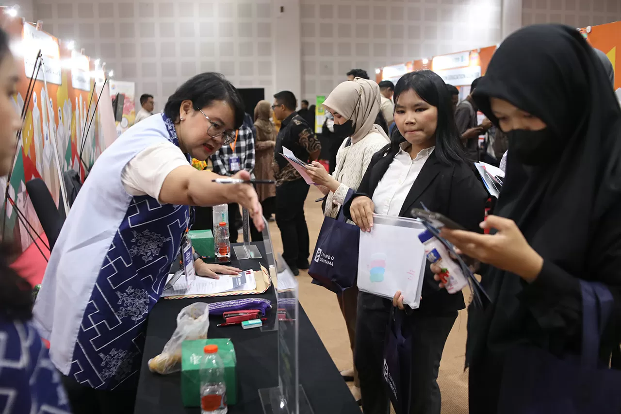 Antusiasme Pencari Kerja...
