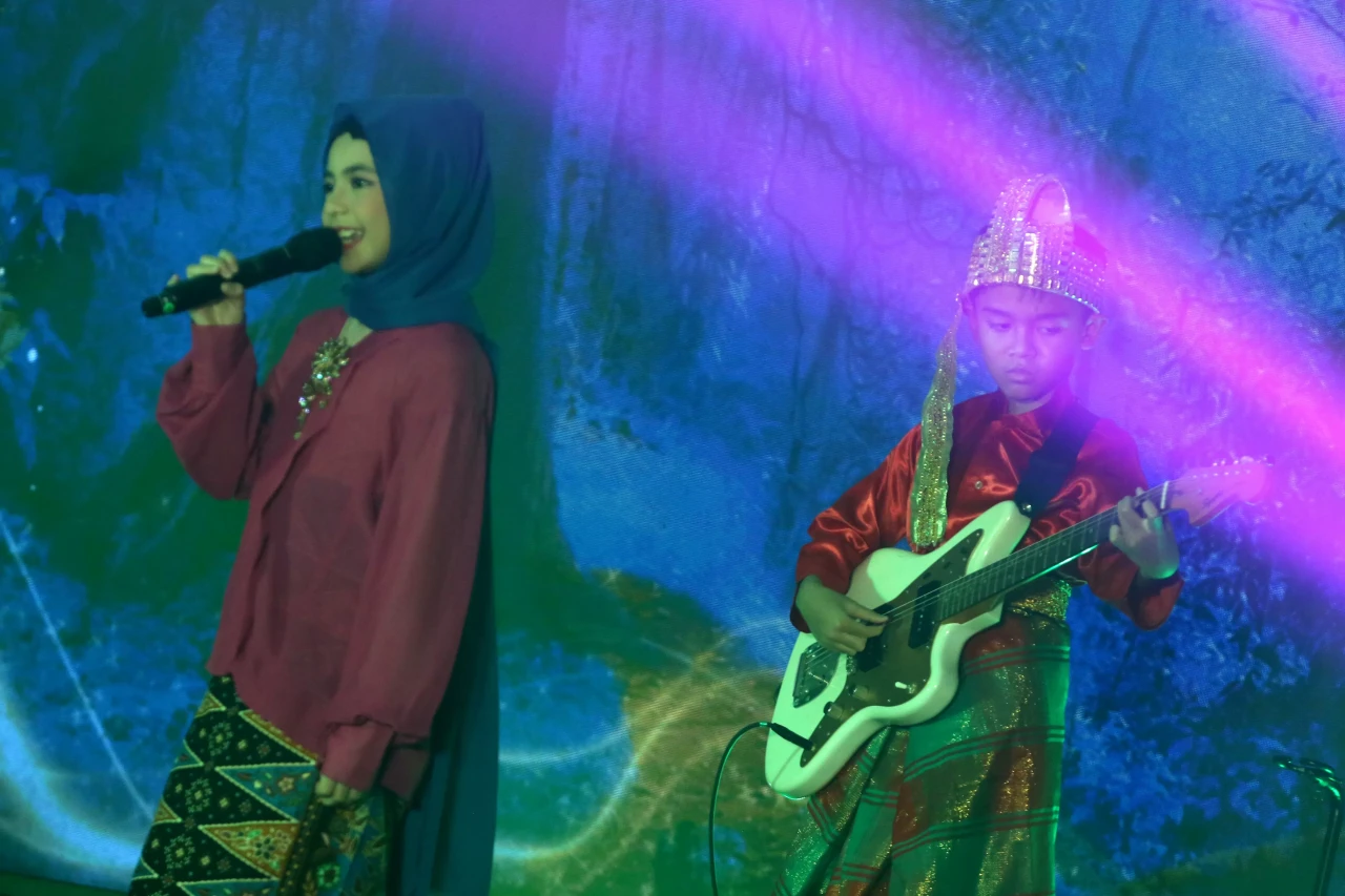 Buku Ajaib Budaya Nusantara,...