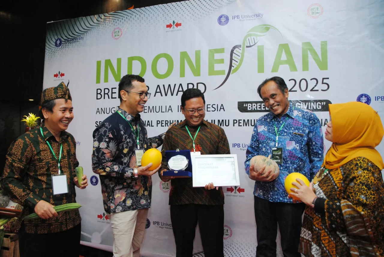 Pemulia Tanaman Berprestasi...