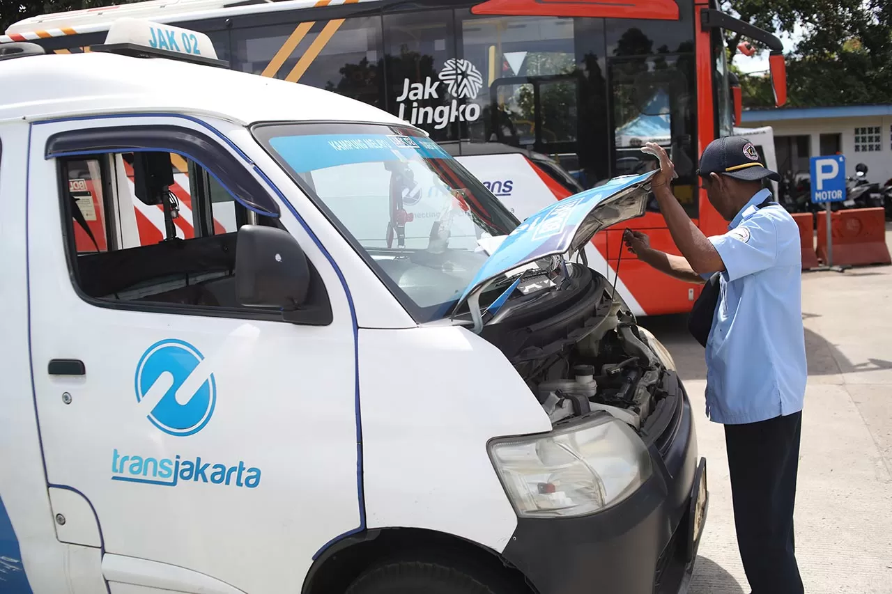 Pembenahan Supir Angkot...