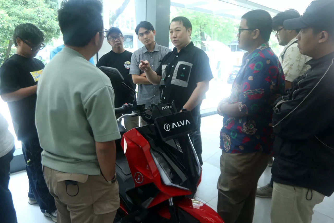 ALVA Tampilkan Teknologi...