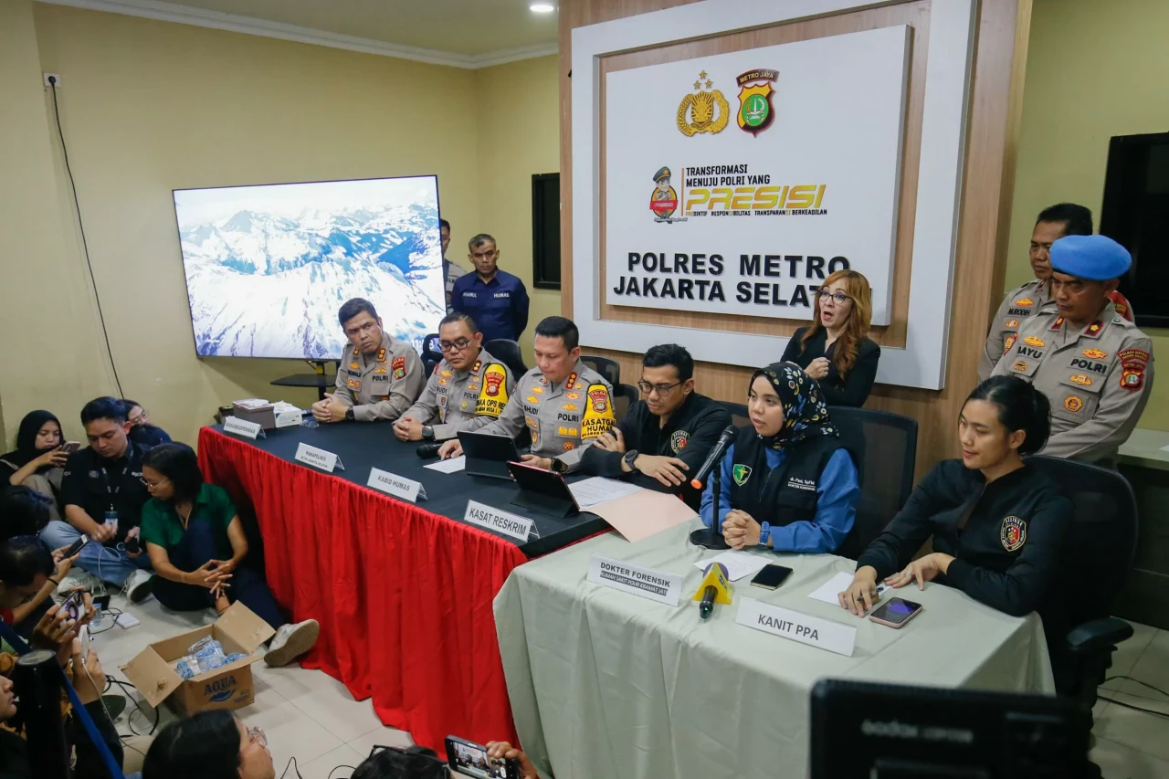 Pembunuhan Alvaro Didorong...