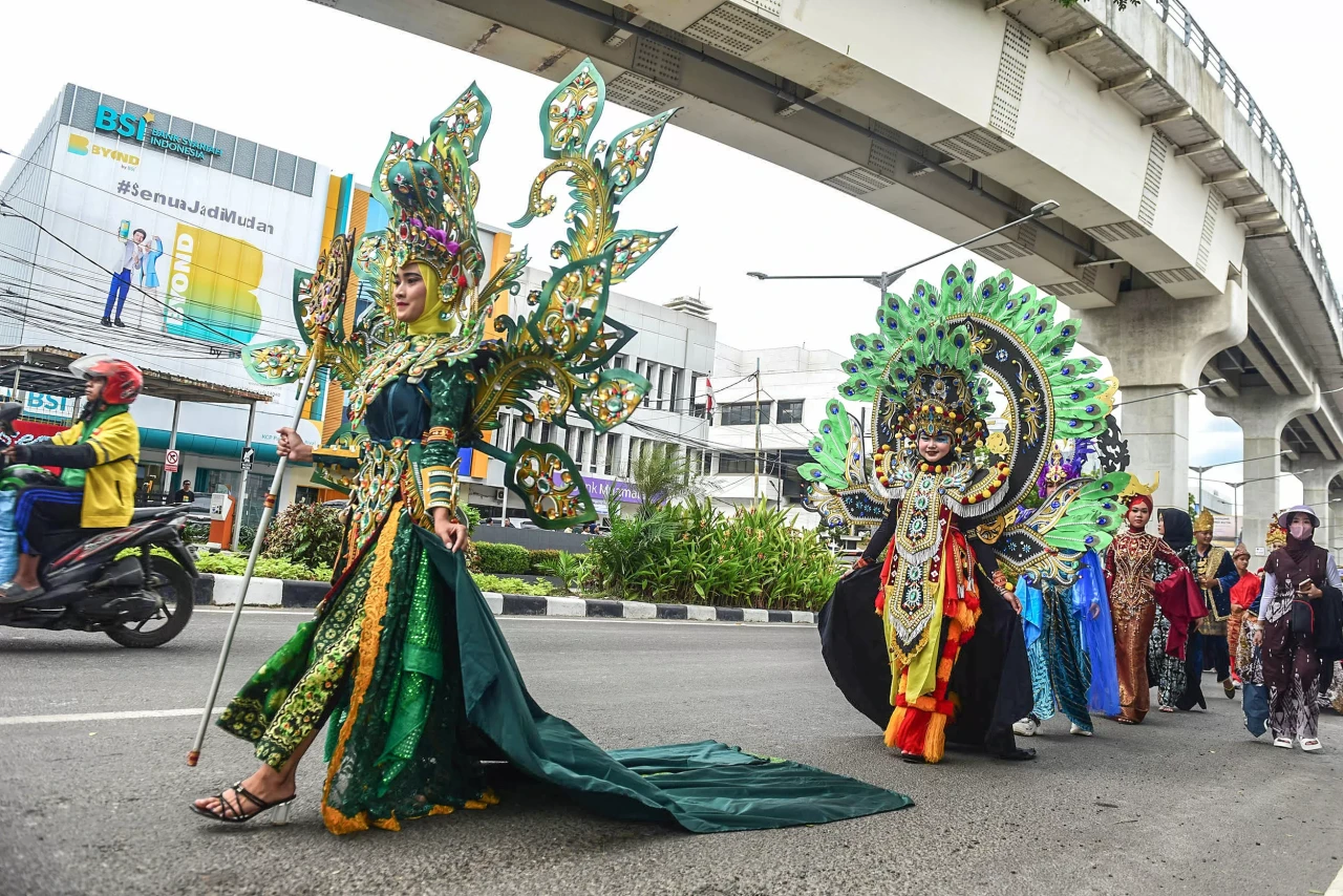 Potret Karnaval Budaya...