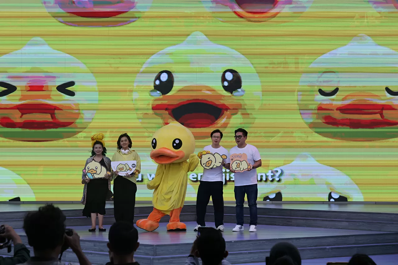 B.Duck Playful Carnival...