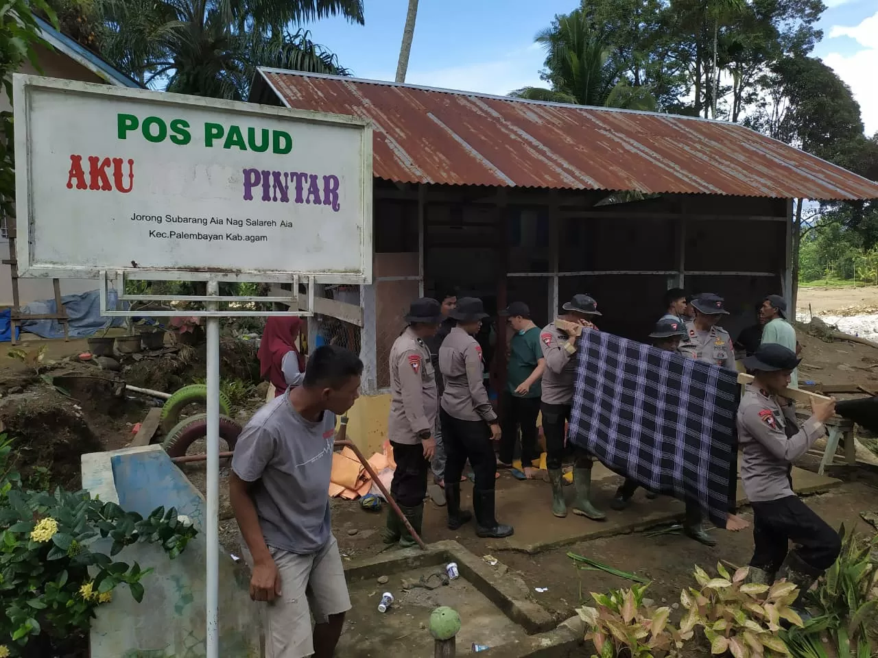 Tragedi Banjir–Longsor...