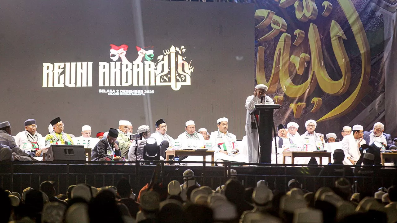 Habib Rizieq Hadiri...