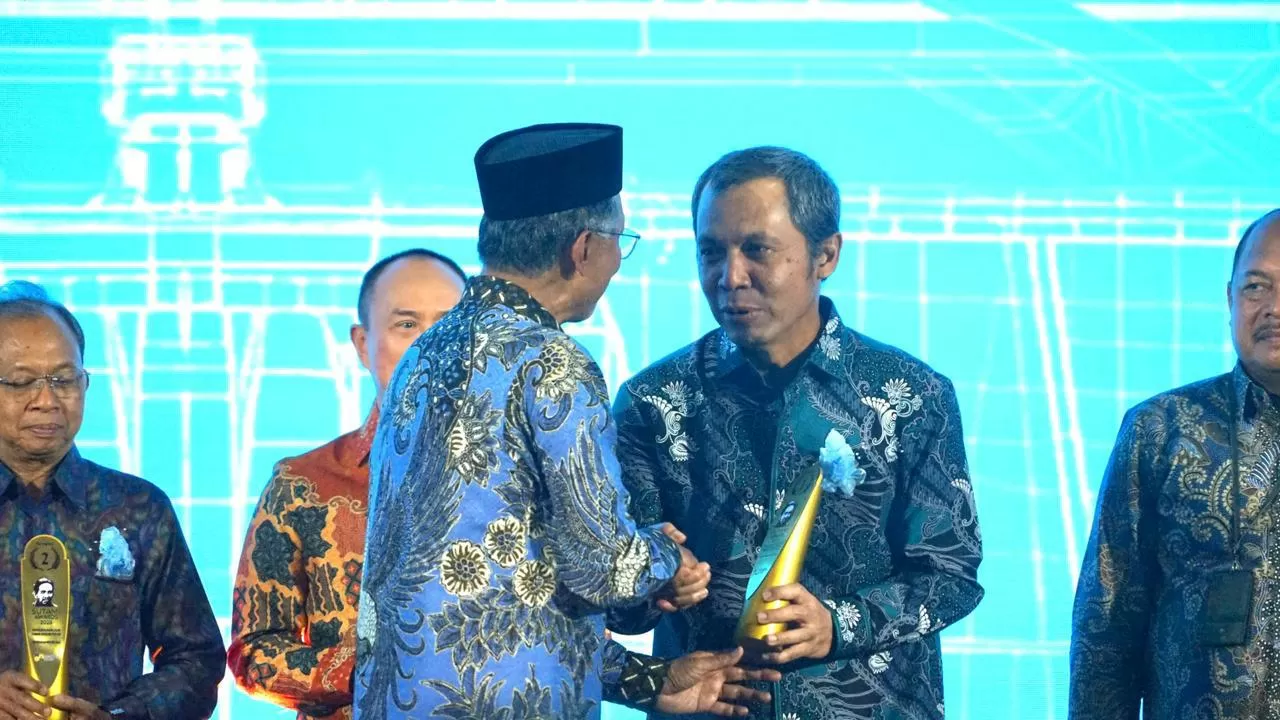 Kaltim Raih Peringkat...