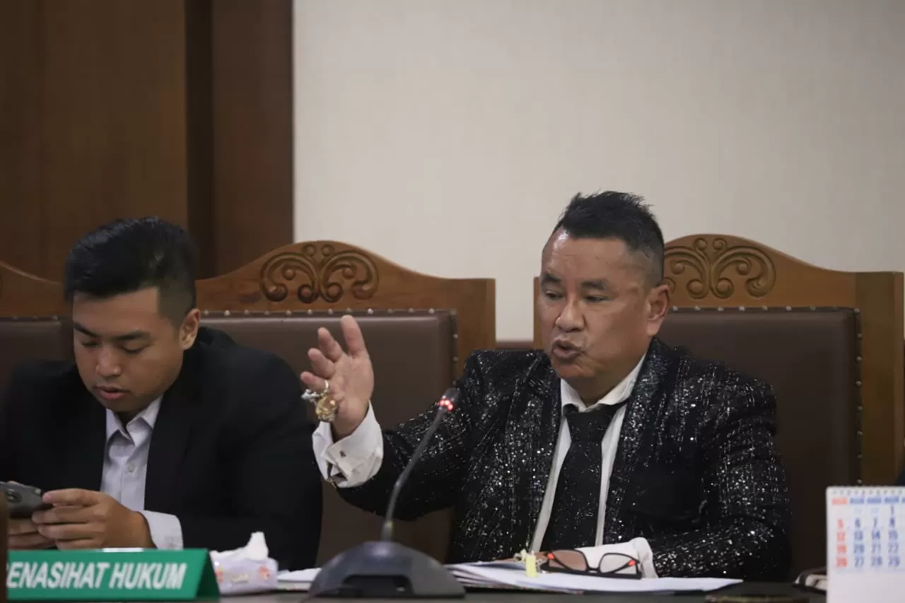 Saksi Tegaskan Permintaan...