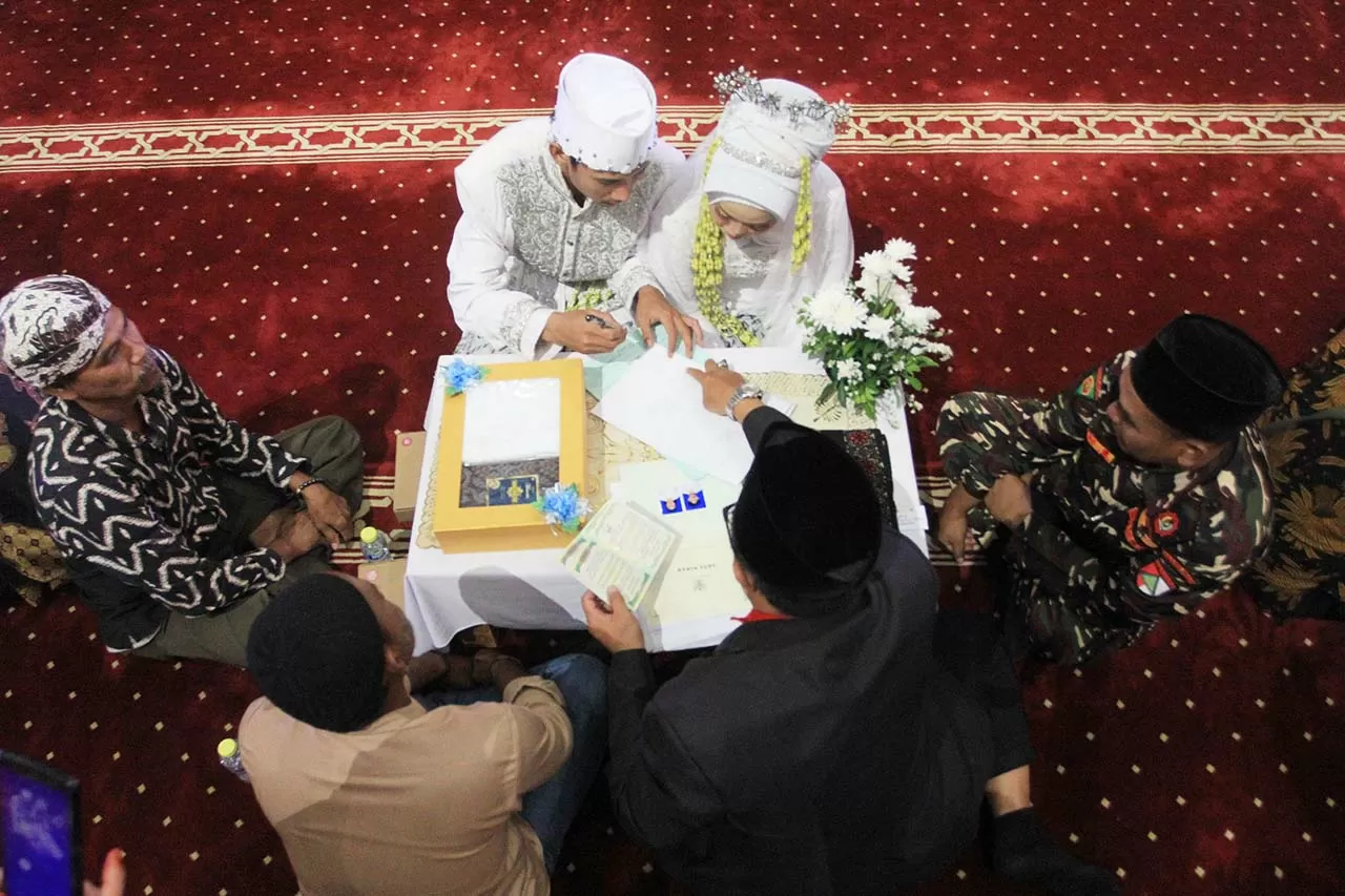 Nikah Massal Gratis...