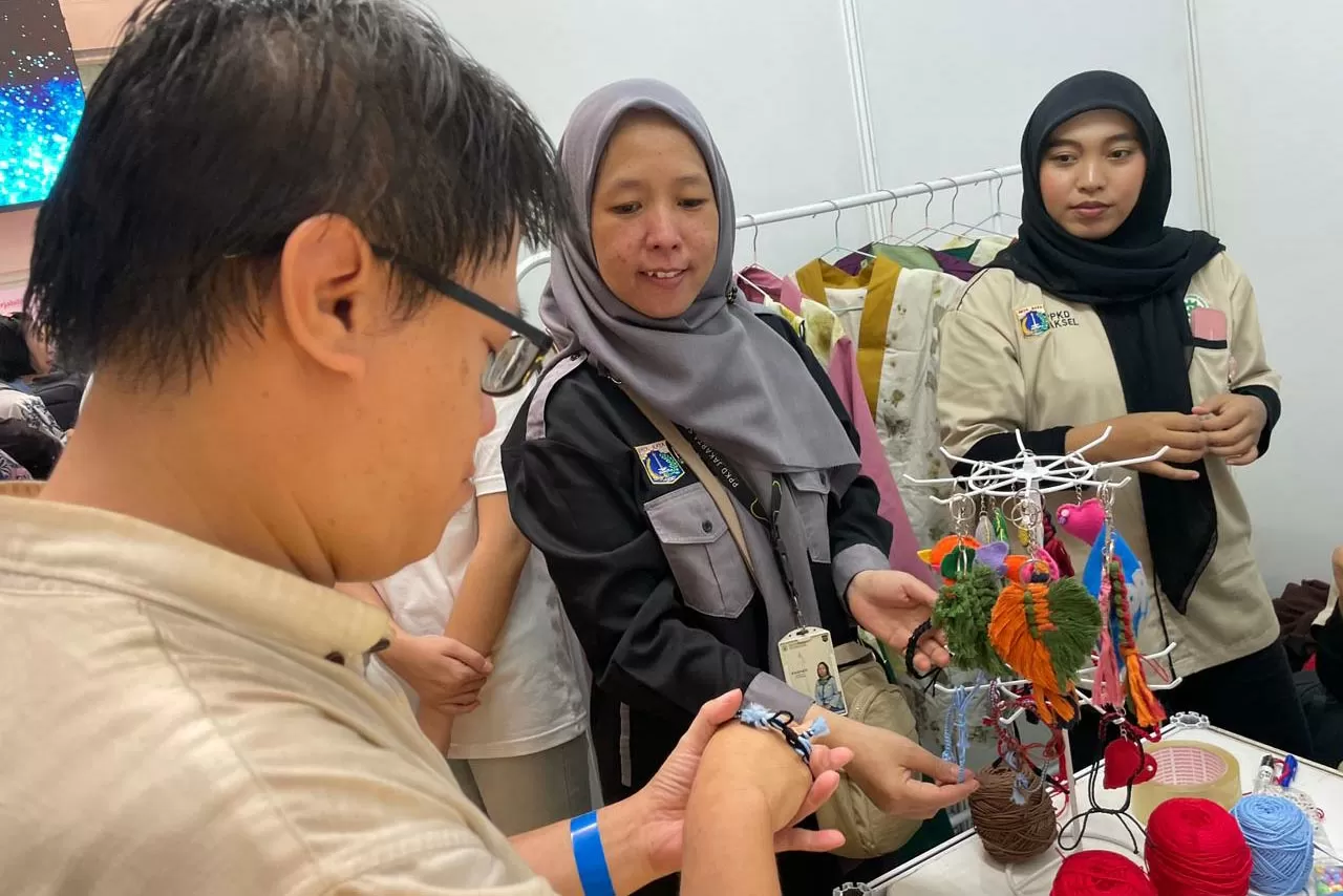Didukung MNC Peduli,...