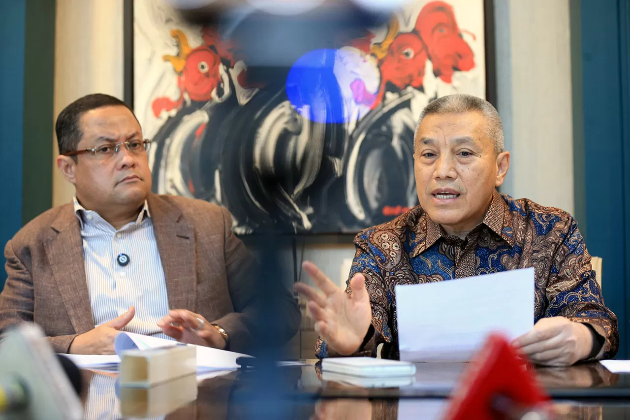 Tim Hukum Nadiem Makarim...