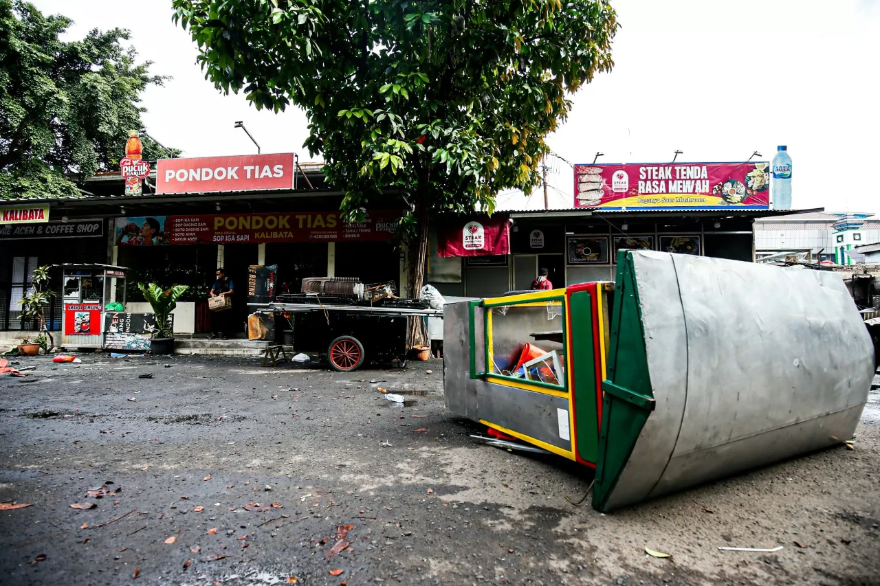 Kekacauan di Kalibata:...