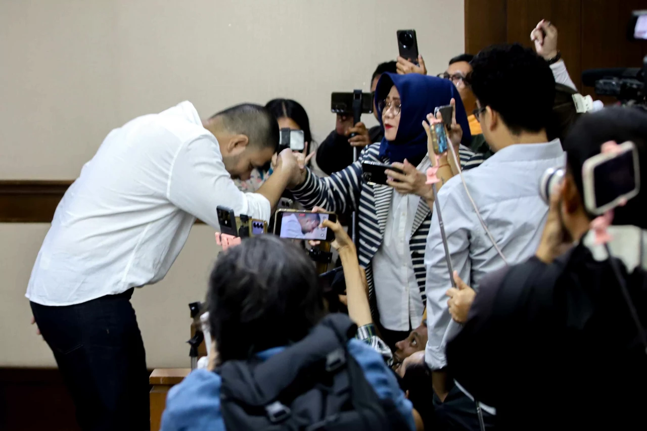 Suasana Sidang Tatap...