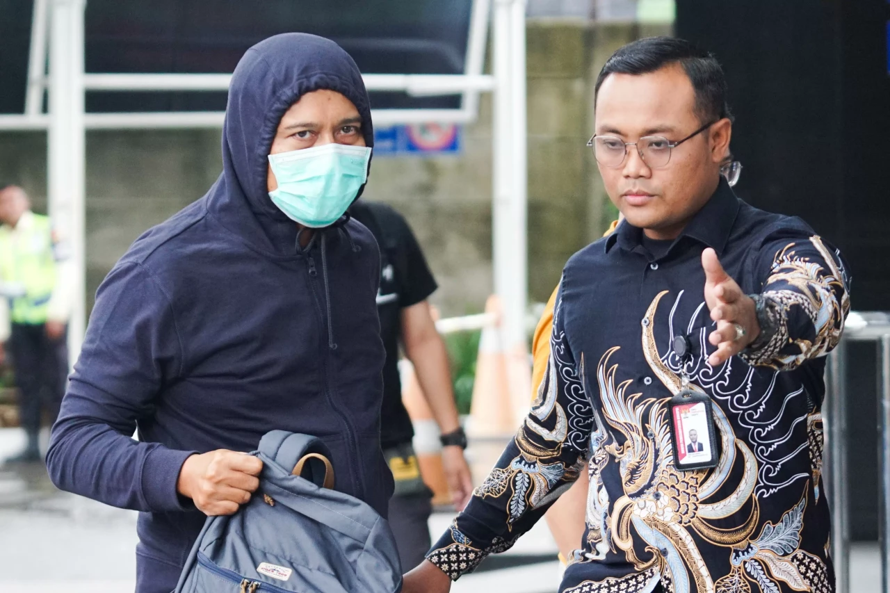 Dua Pejabat Kejari HSU...