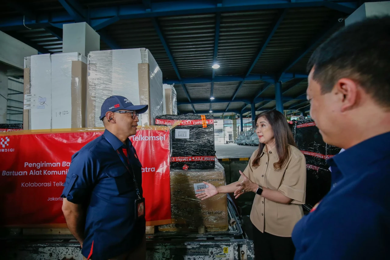 Komdigi Kirim 100 Genset...