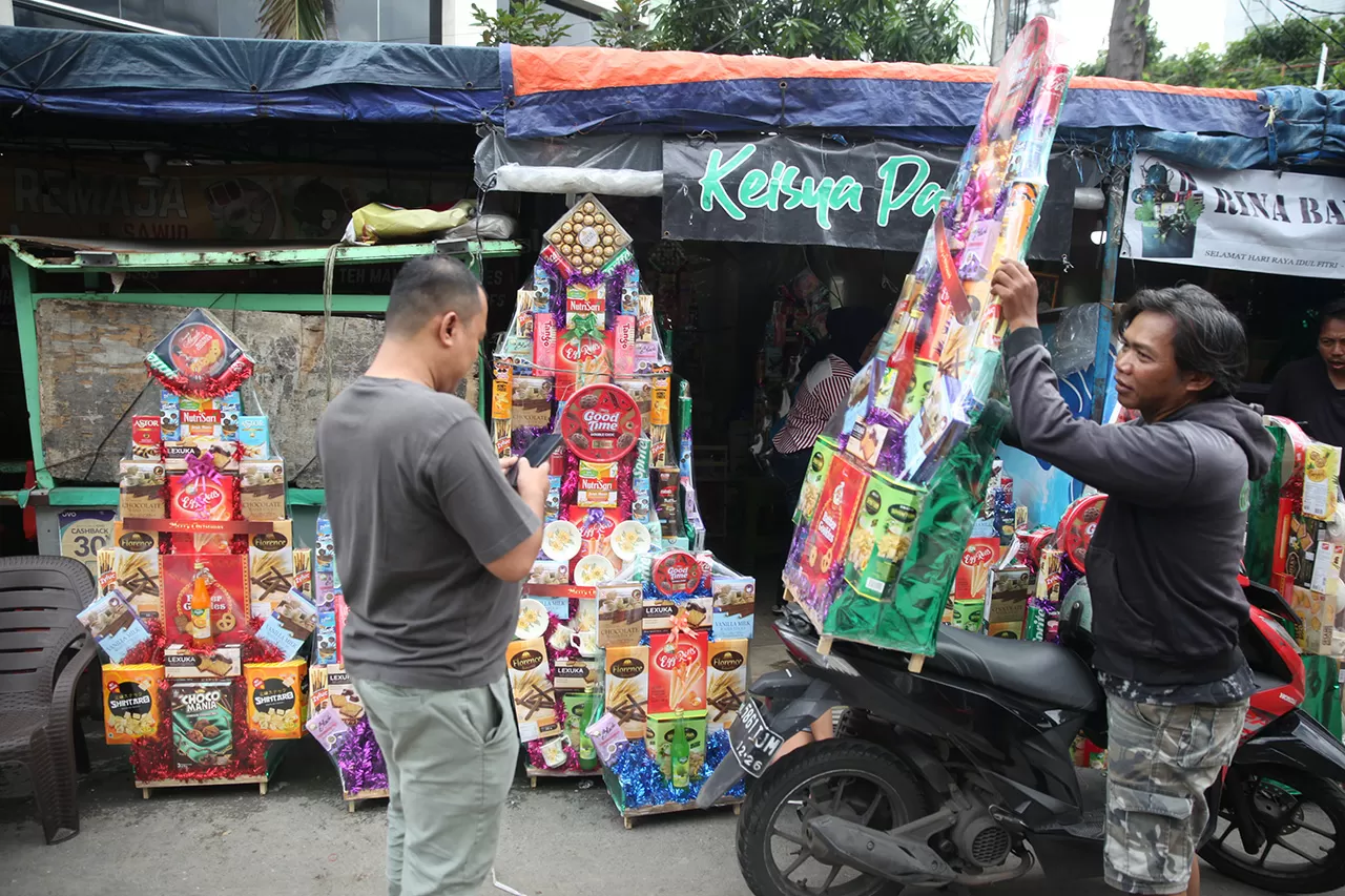 Jelang Natal dan Tahun...