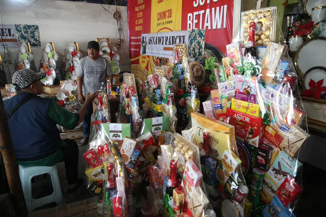 Jelang Natal dan Tahun...