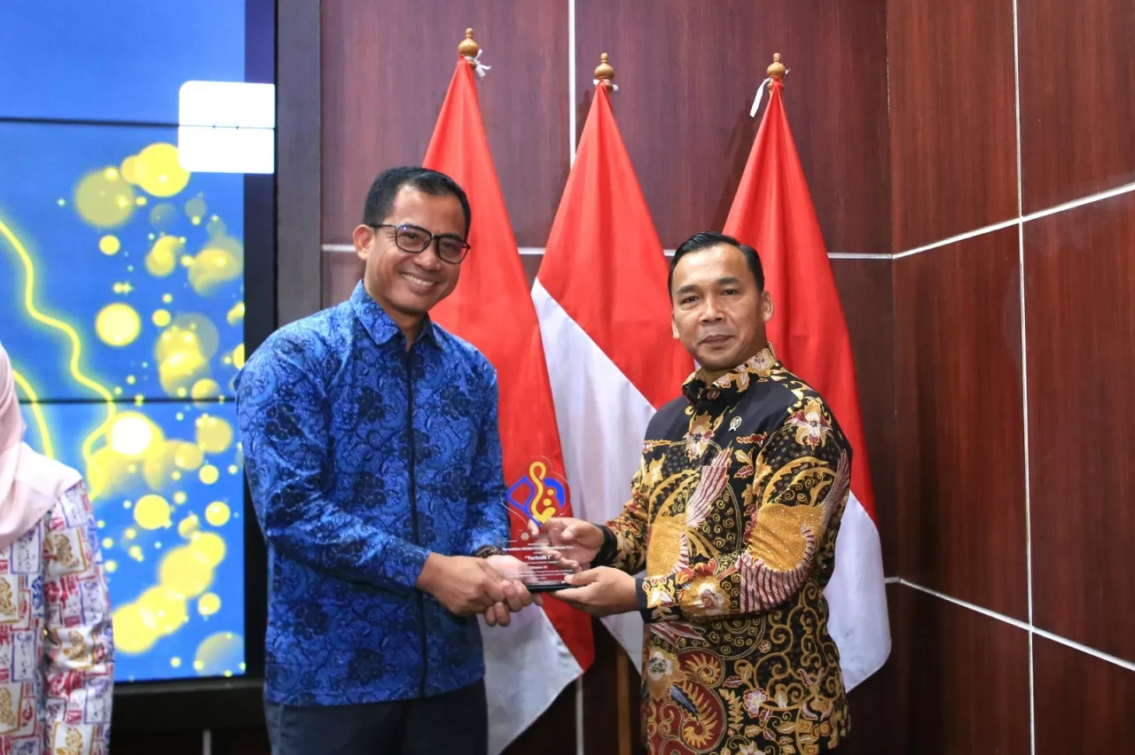 Tingkatkan Layanan KB...