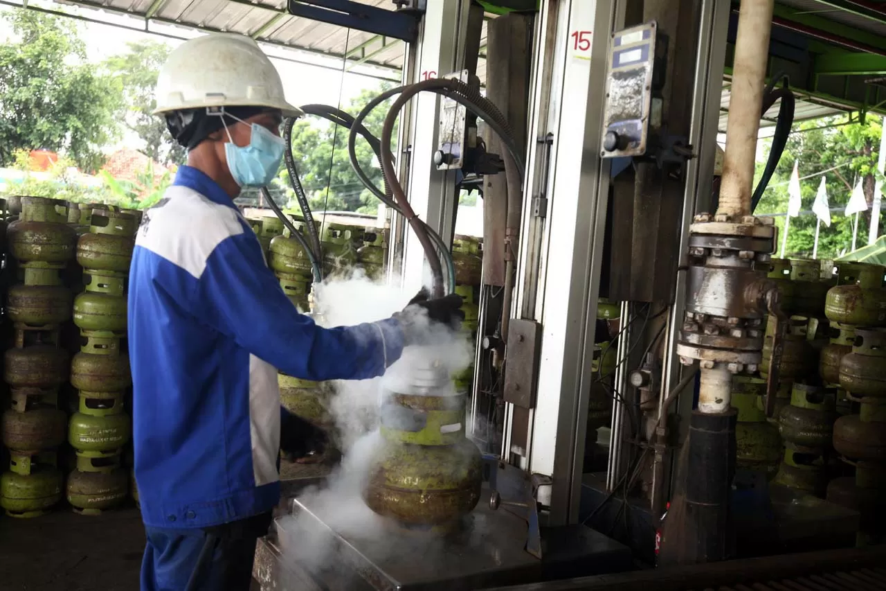 Pertamina Pastikan Stok...