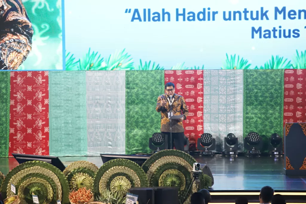 Presiden Prabowo Hadiri...