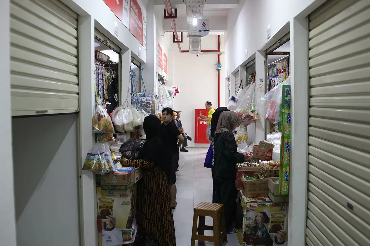 Pasar Kombongan Tampil...