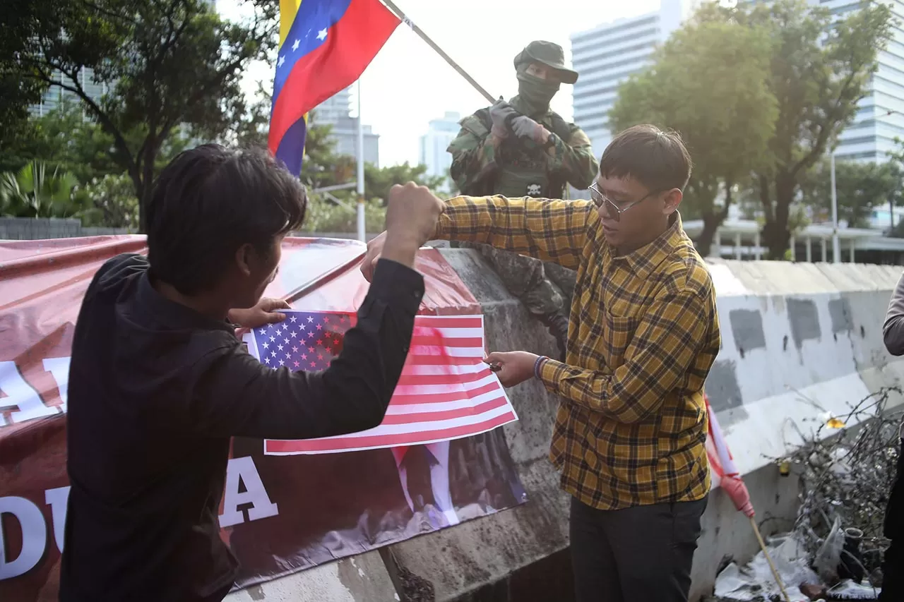 Aksi Solidaritas untuk...
