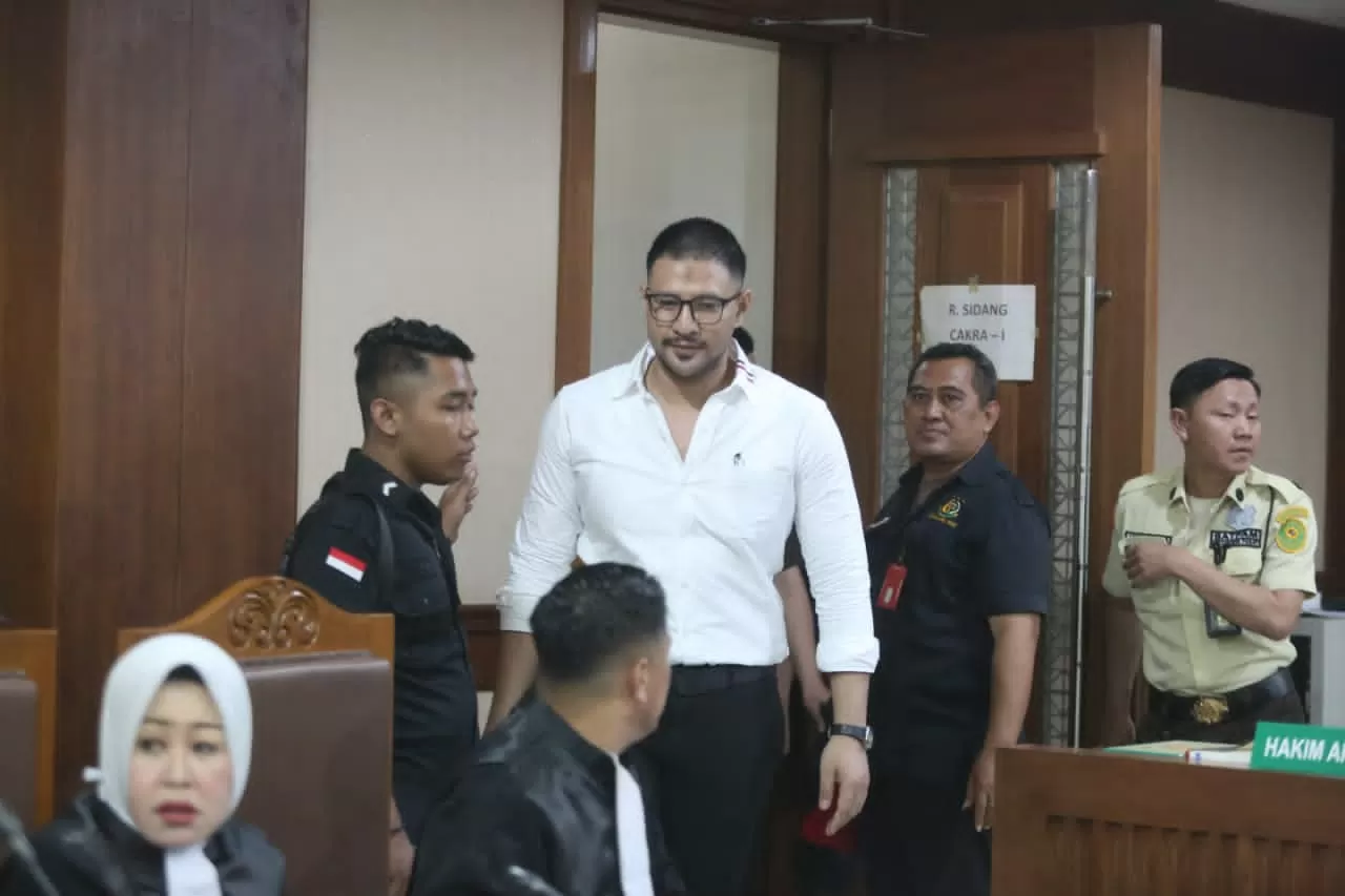 Sidang Pemeriksaan Terdakwa...