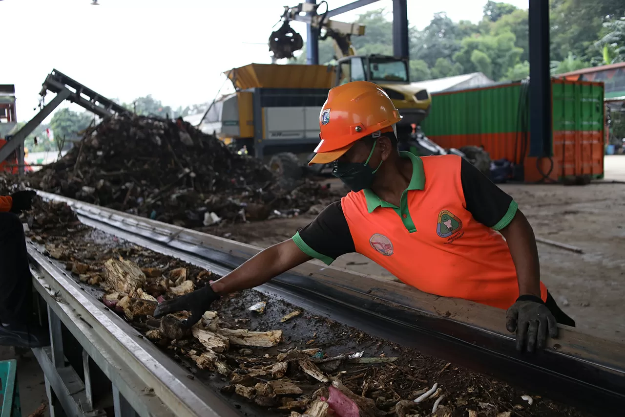 Pemilahan Sampah di...