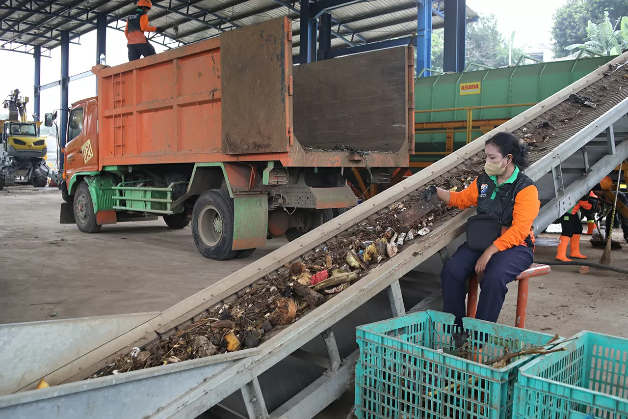 Pemilahan Sampah di...