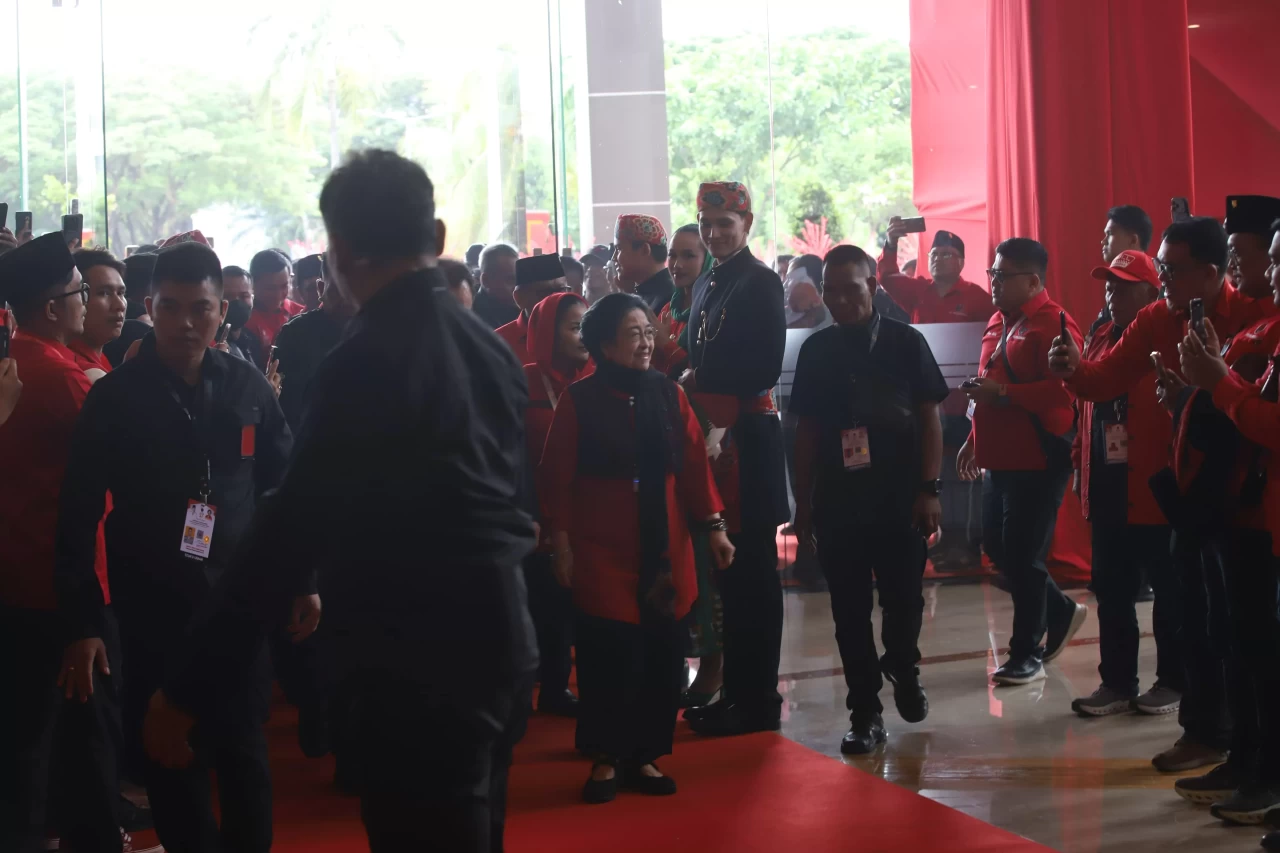 PDIP Gelar Rakernas...