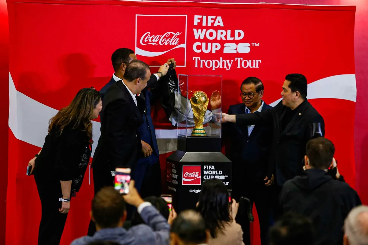 Trofi Piala Dunia Hadir...