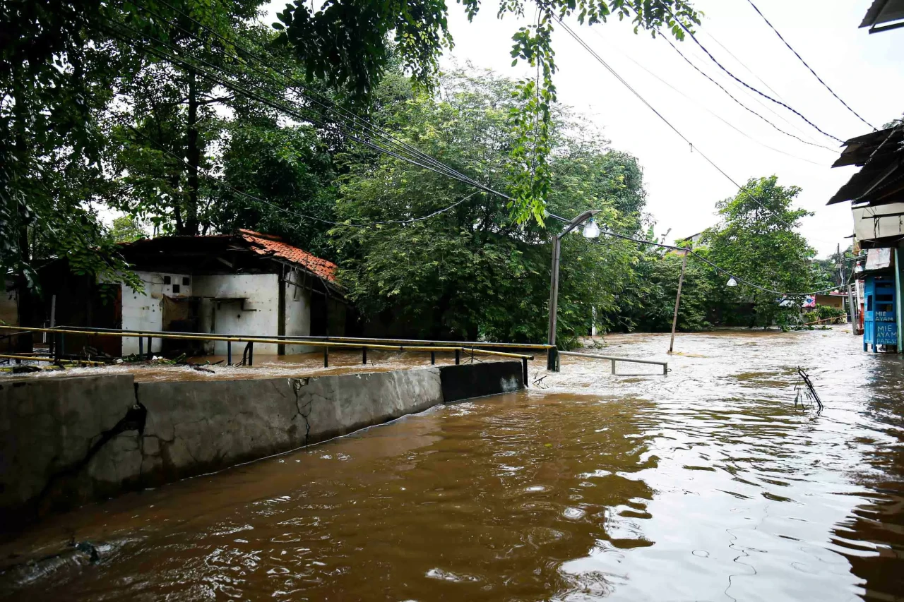 Banjir Kembali Rendam...
