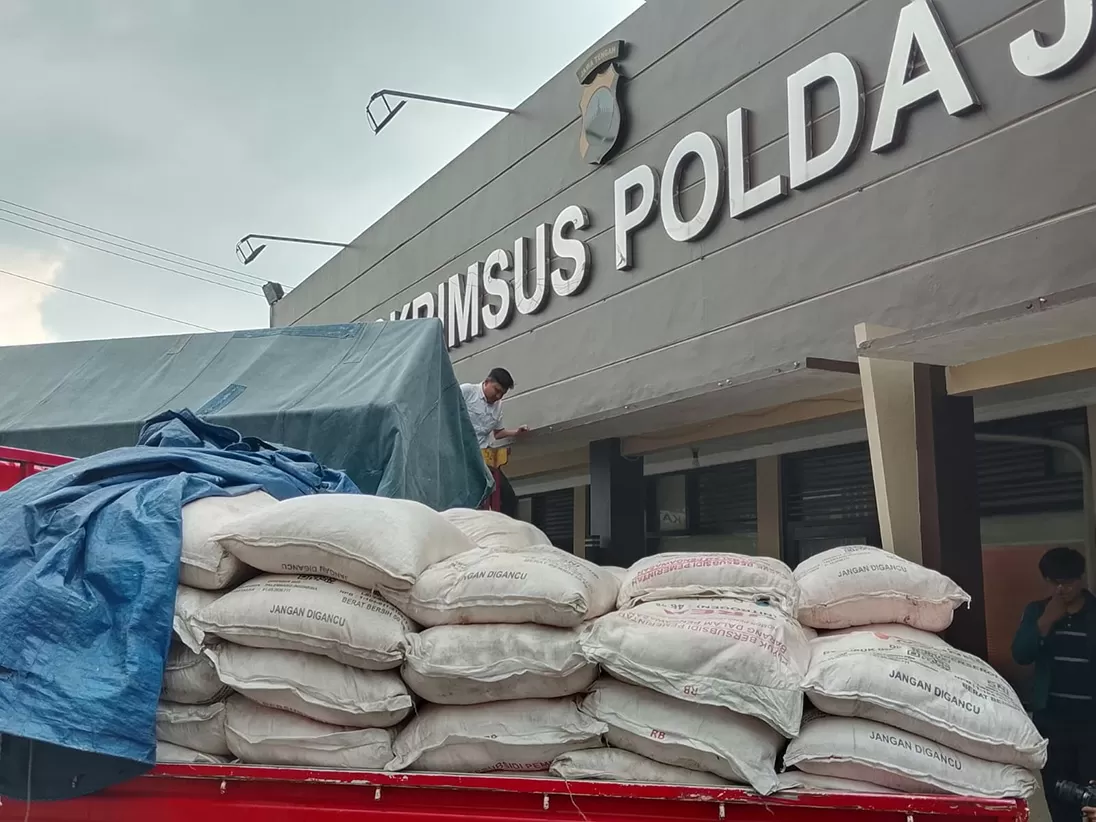 Polda Jateng Bongkar...