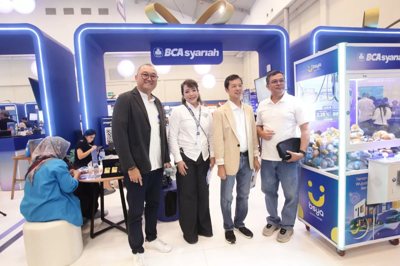 BCA Syariah Permudah...