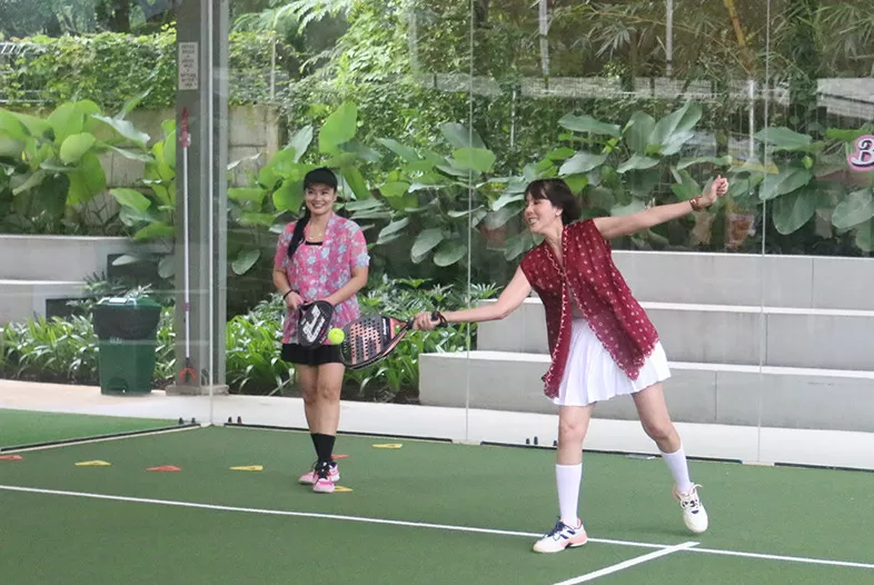 Padel Berkebaya, Upaya...