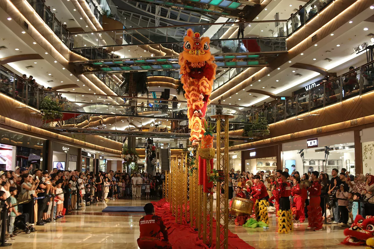 Pertunjukan Barongsai...