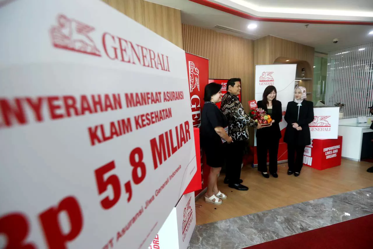 Pembayaran Klaim Ratusan...