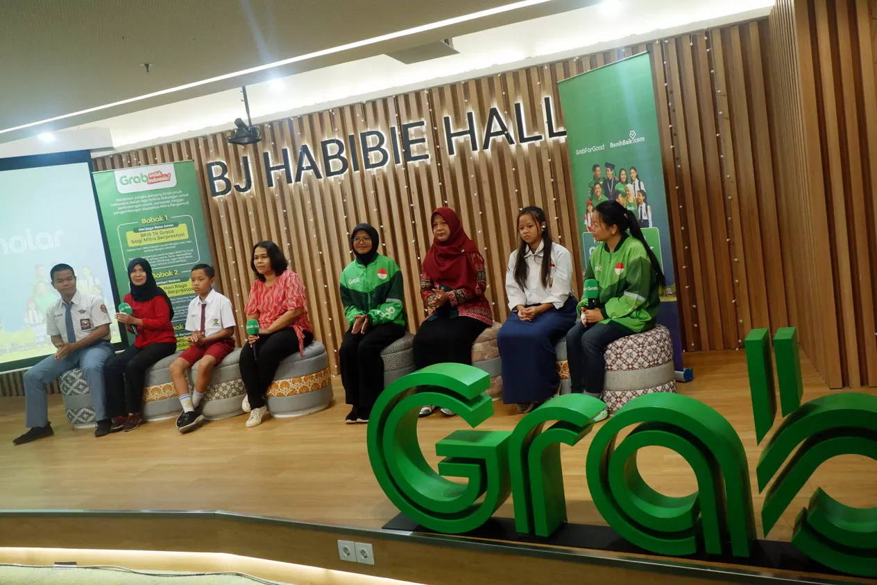 GrabScholar 2025 Jangkau...