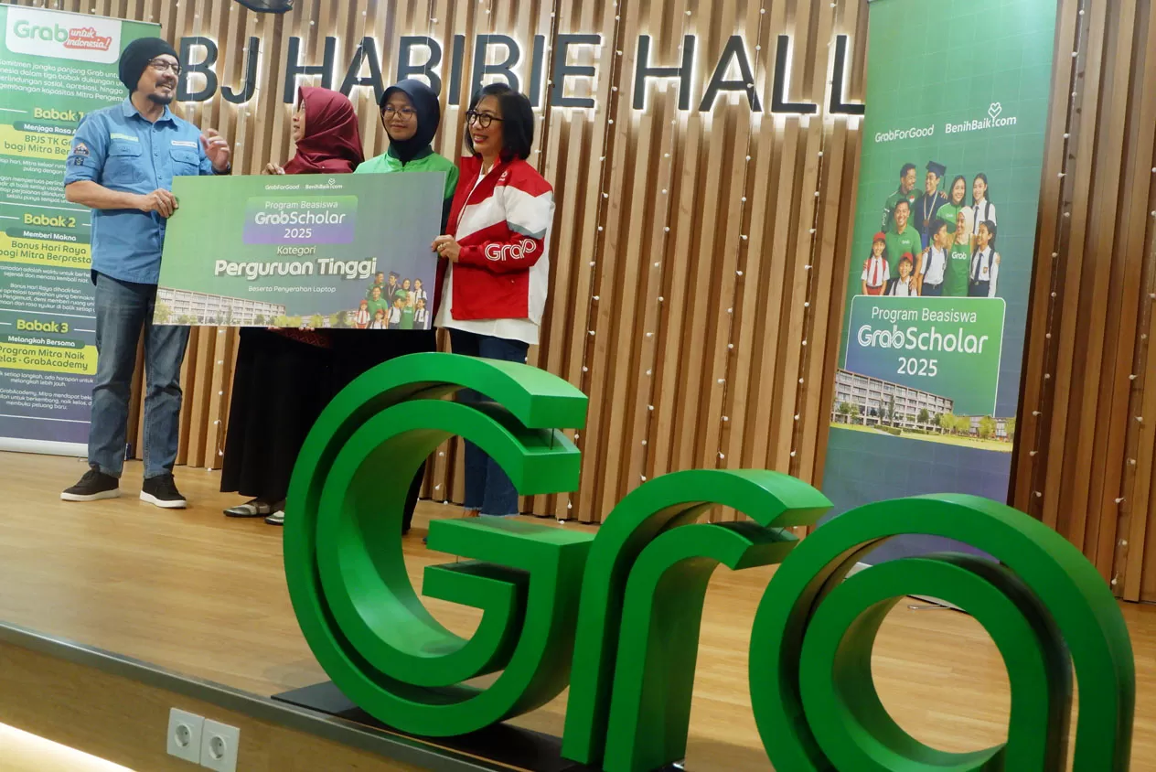 GrabScholar 2025 Jangkau...