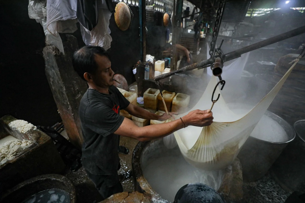 Konsumsi 220 Ribu Ton...