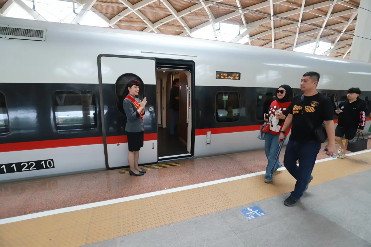 11.000 Penumpang Naik...