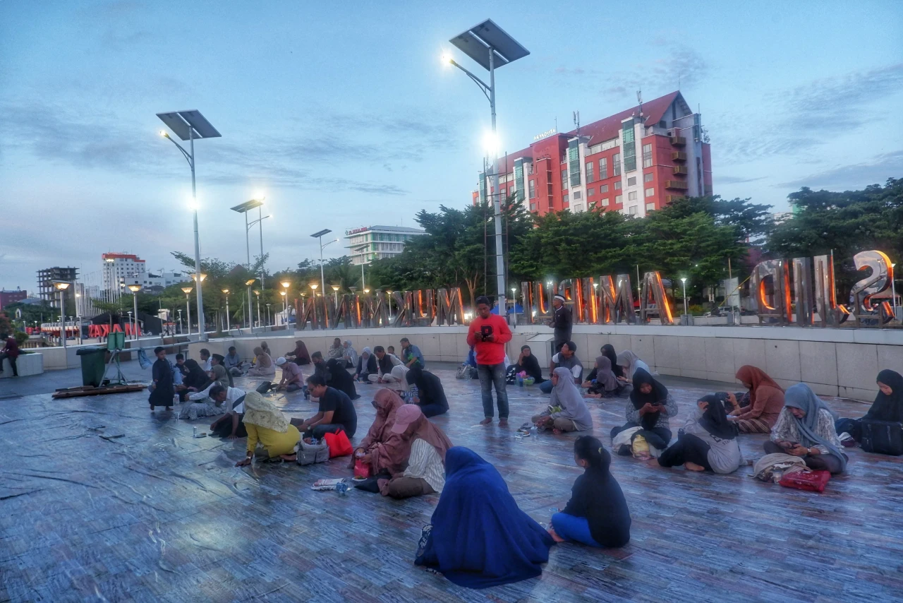 Kebersamaan Berbuka...
