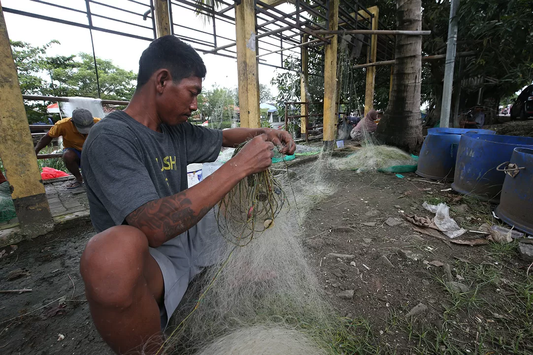 Cuaca Buruk, Nelayan...