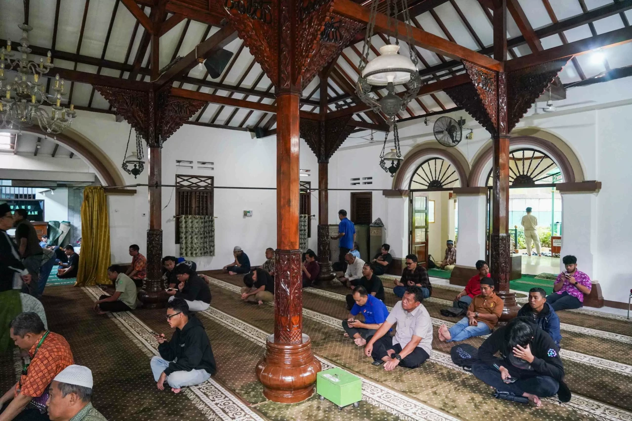Sentuhan Betawi, Tionghoa,...