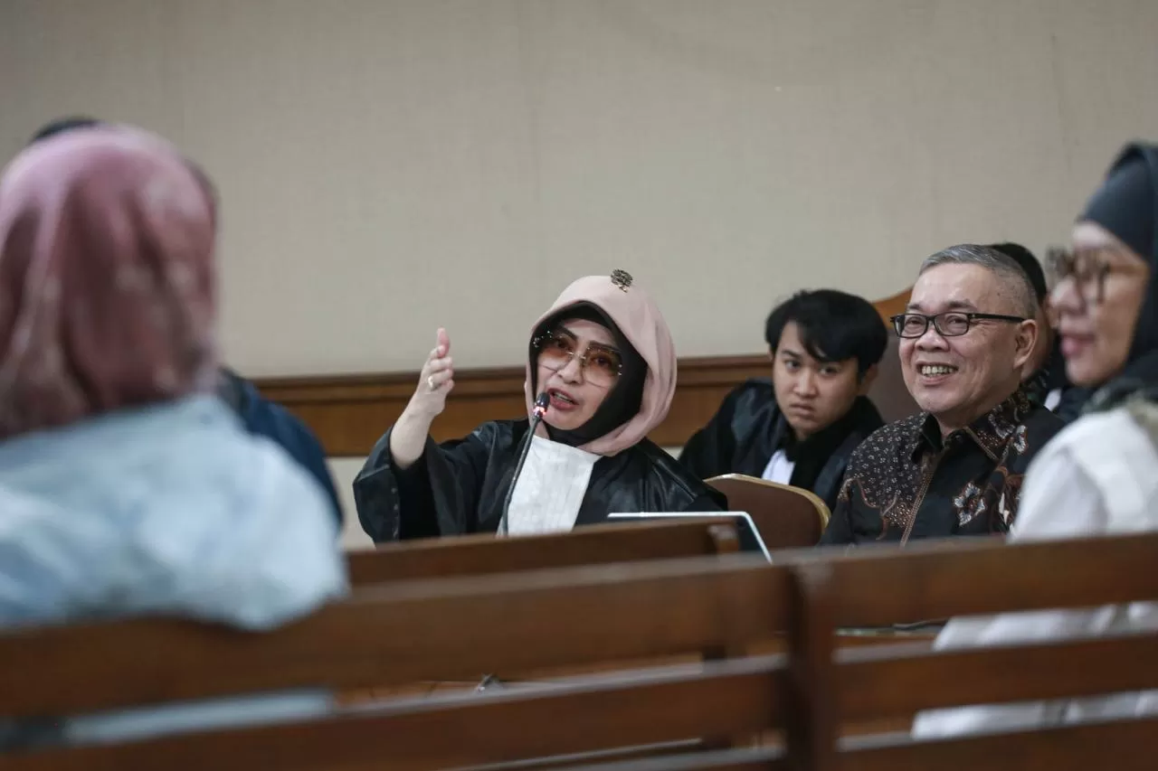 Bantah Rugikan Negara,...